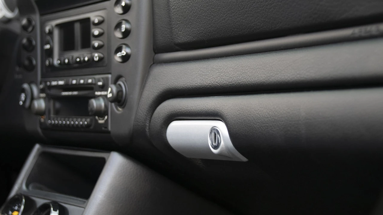 2004 Porsche 986 Boxster S - Image 13 of 30