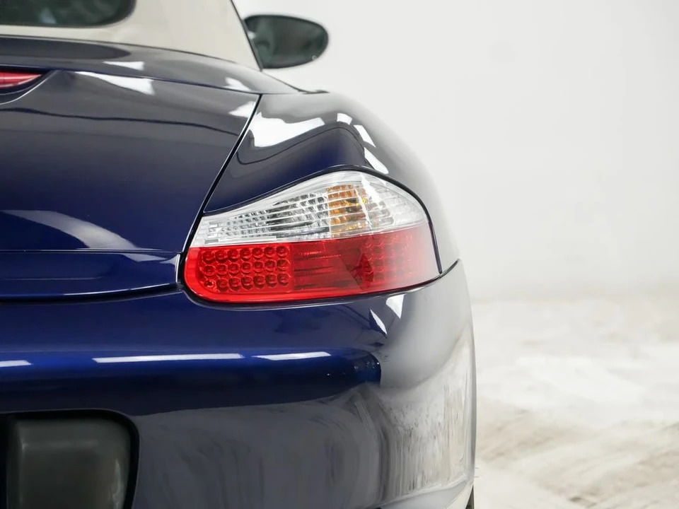 2004 Porsche 986 Boxster S - Image 12 of 31