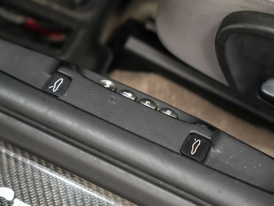 2004 Porsche 986 Boxster S - Image 21 of 31