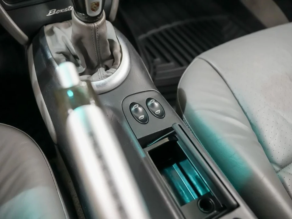 2004 Porsche 986 Boxster S - Image 28 of 31