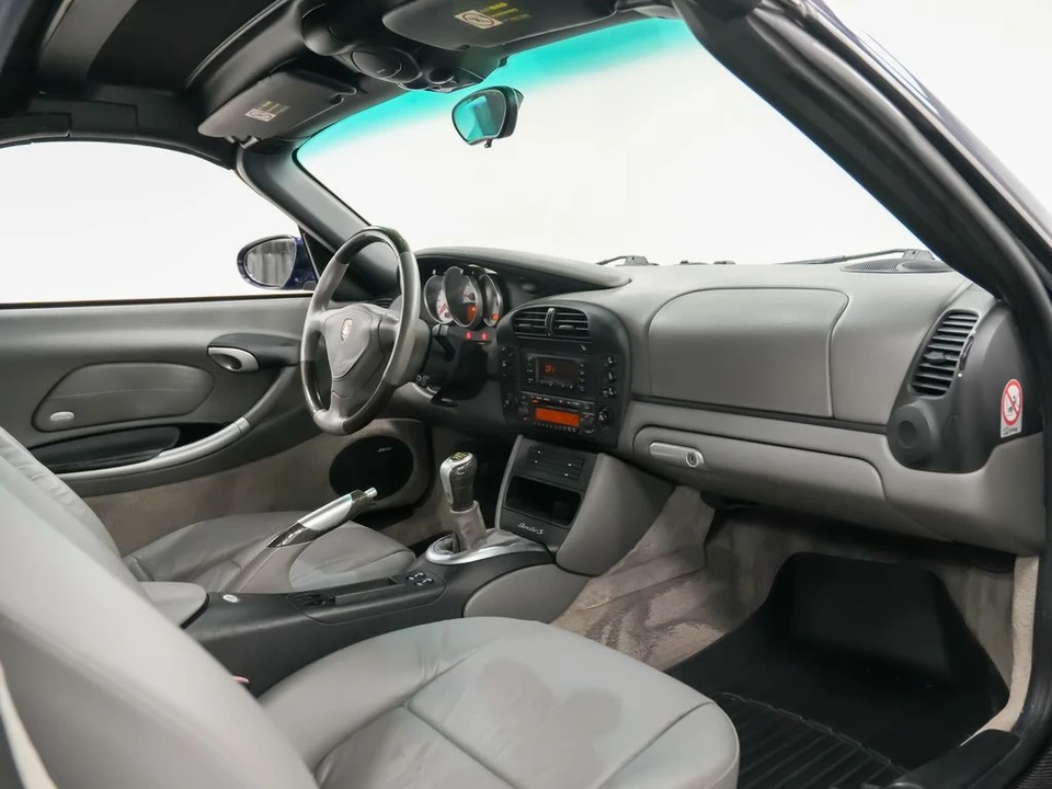 2004 Porsche 986 Boxster S - Image 15 of 31