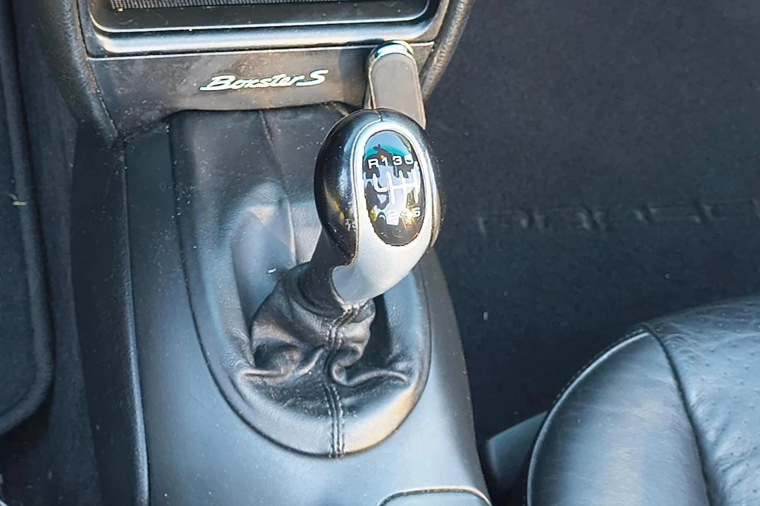 2004 Porsche 986 Boxster S - Image 26 of 31