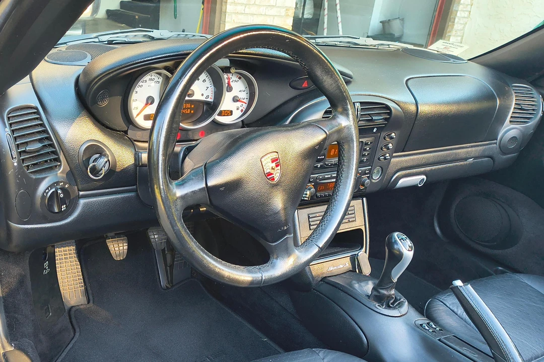 2004 Porsche 986 Boxster S - Image 24 of 31