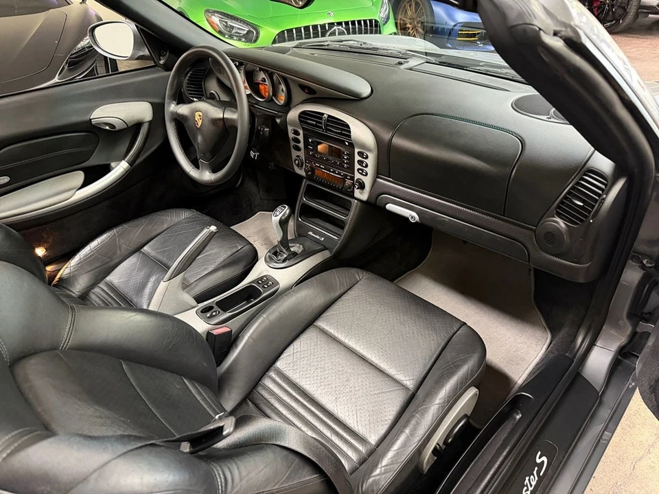 2004 Porsche 986 Boxster - Image 16 of 25