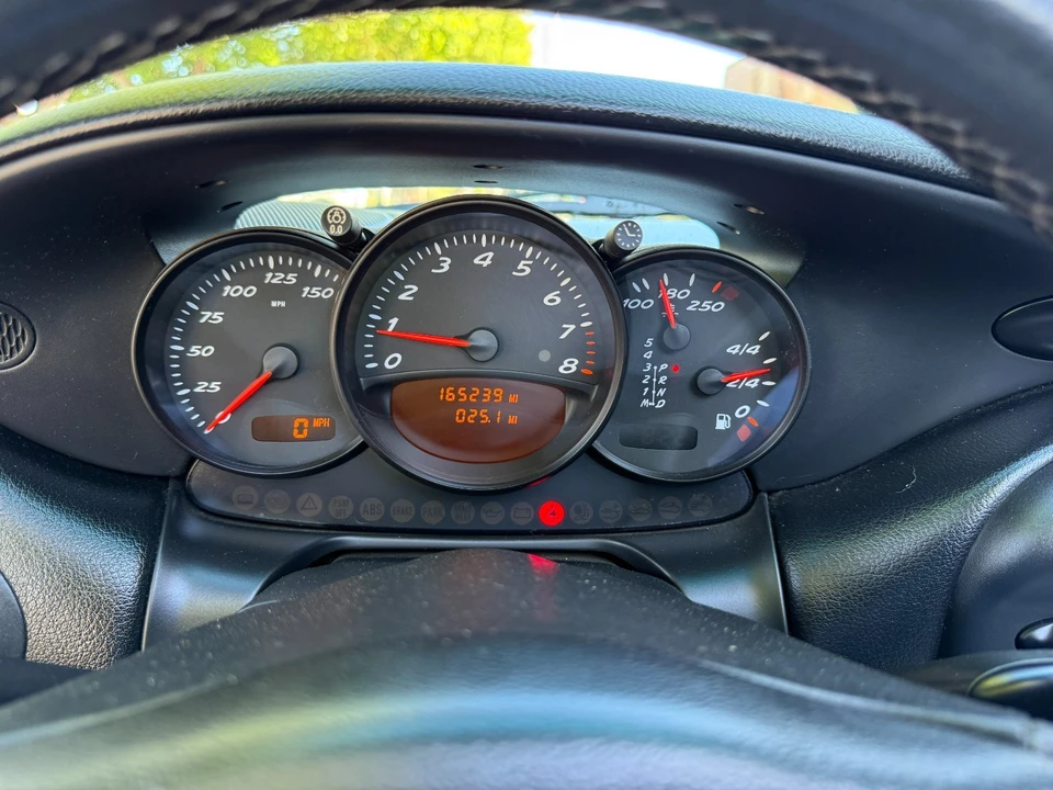 2004 Porsche 986 Boxster - Image 9 of 19
