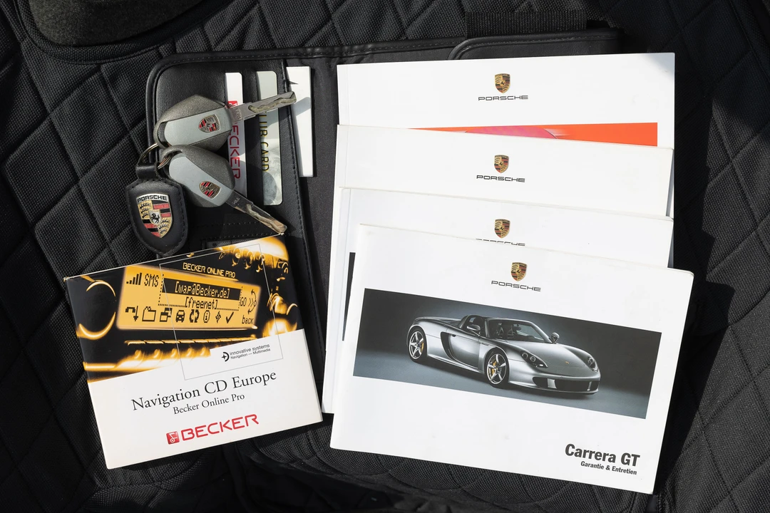 2004 Porsche Carrera GT - Image 4 of 31