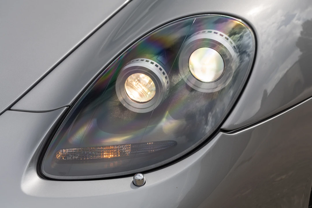 2004 Porsche Carrera GT - Image 23 of 31