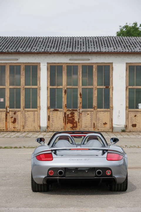 2004 Porsche Carrera GT - Image 21 of 31