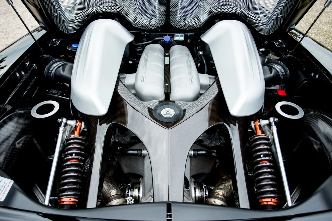 2004 Porsche Carrera GT - Image 12 of 25