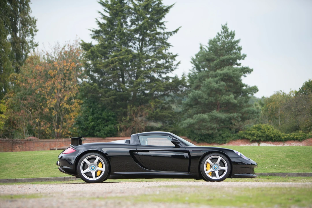 2004 Porsche Carrera GT - Image 6 of 25