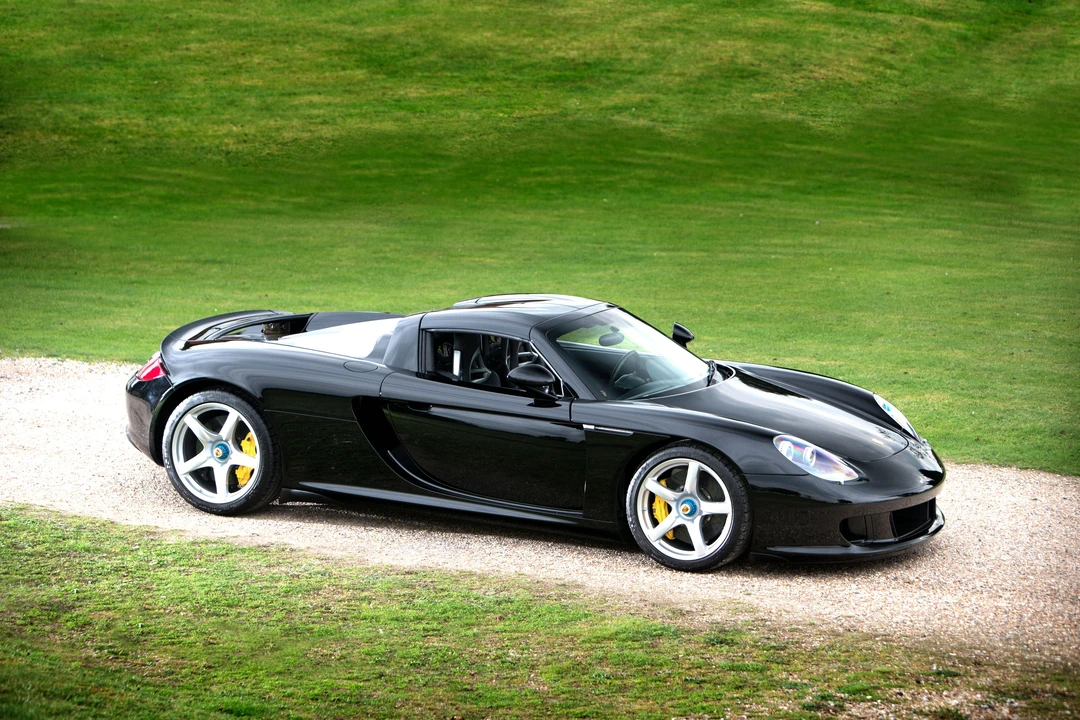 2004 Porsche Carrera GT - Image 9 of 25