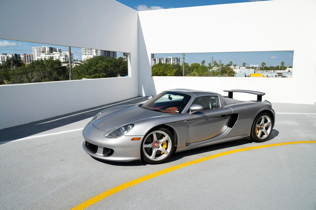 2004 Porsche Carrera GT - Image 9 of 31