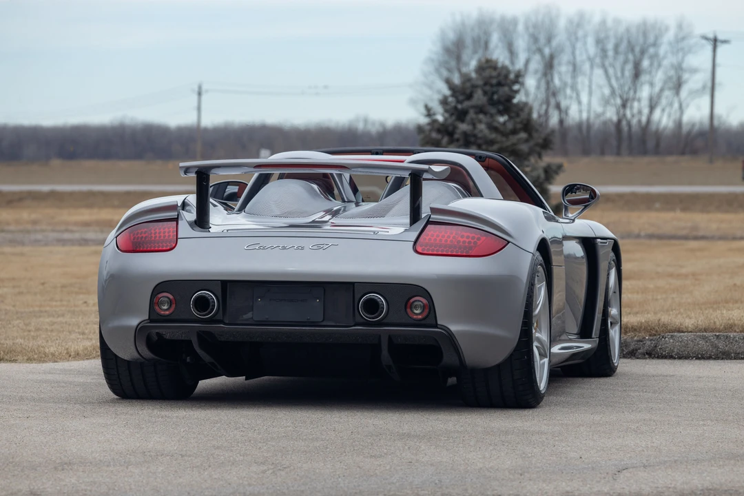 2004 Porsche Carrera GT - Image 15 of 31