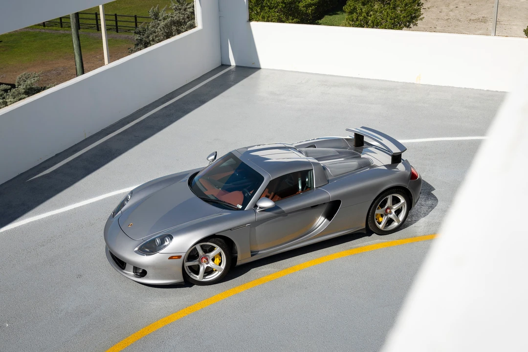 2004 Porsche Carrera GT - Image 27 of 31