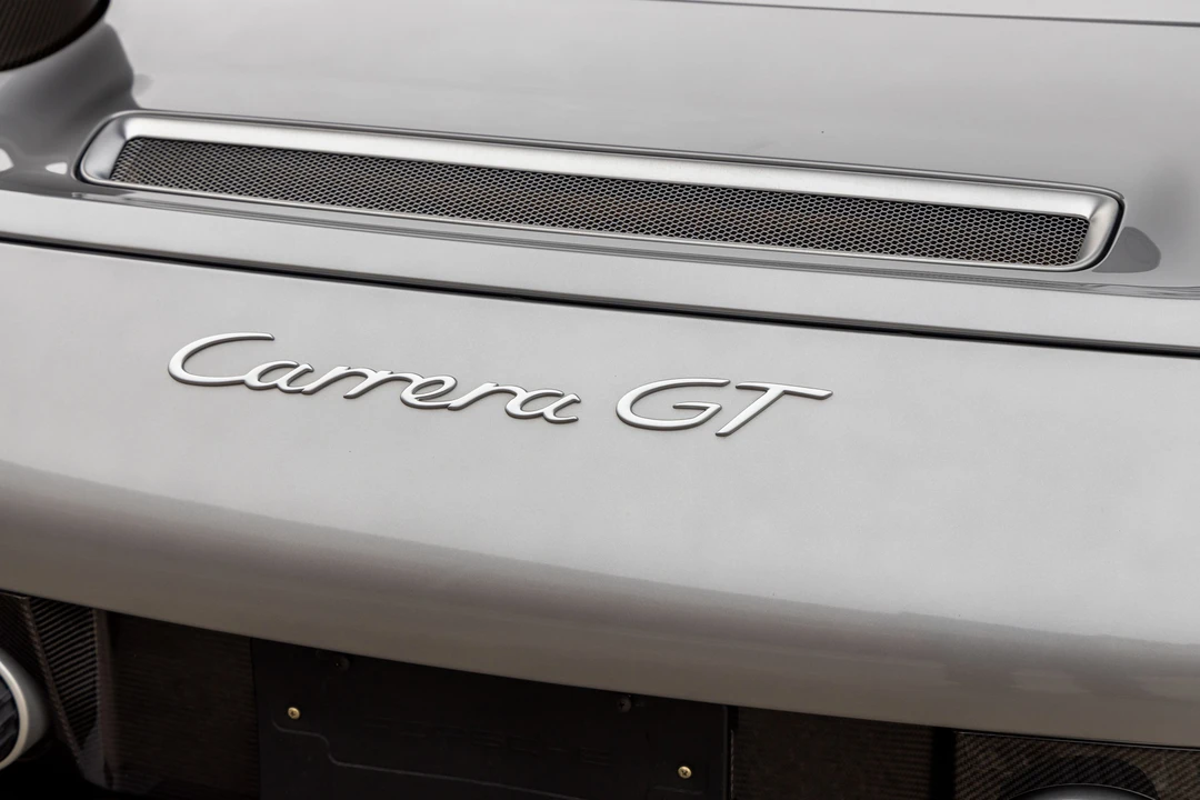 2004 Porsche Carrera GT - Image 7 of 31
