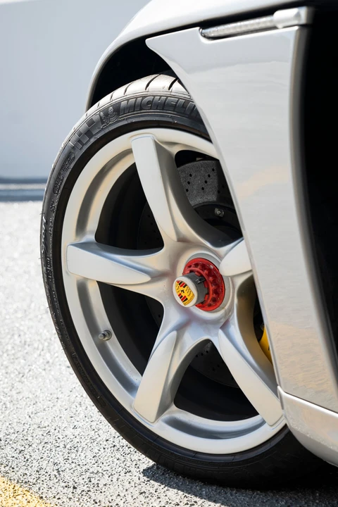 2004 Porsche Carrera GT - Image 17 of 31