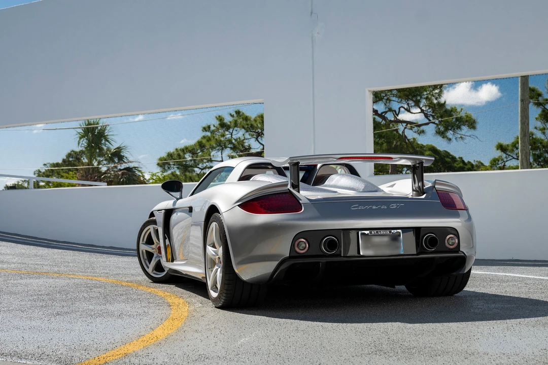 2004 Porsche Carrera GT - Image 4 of 31