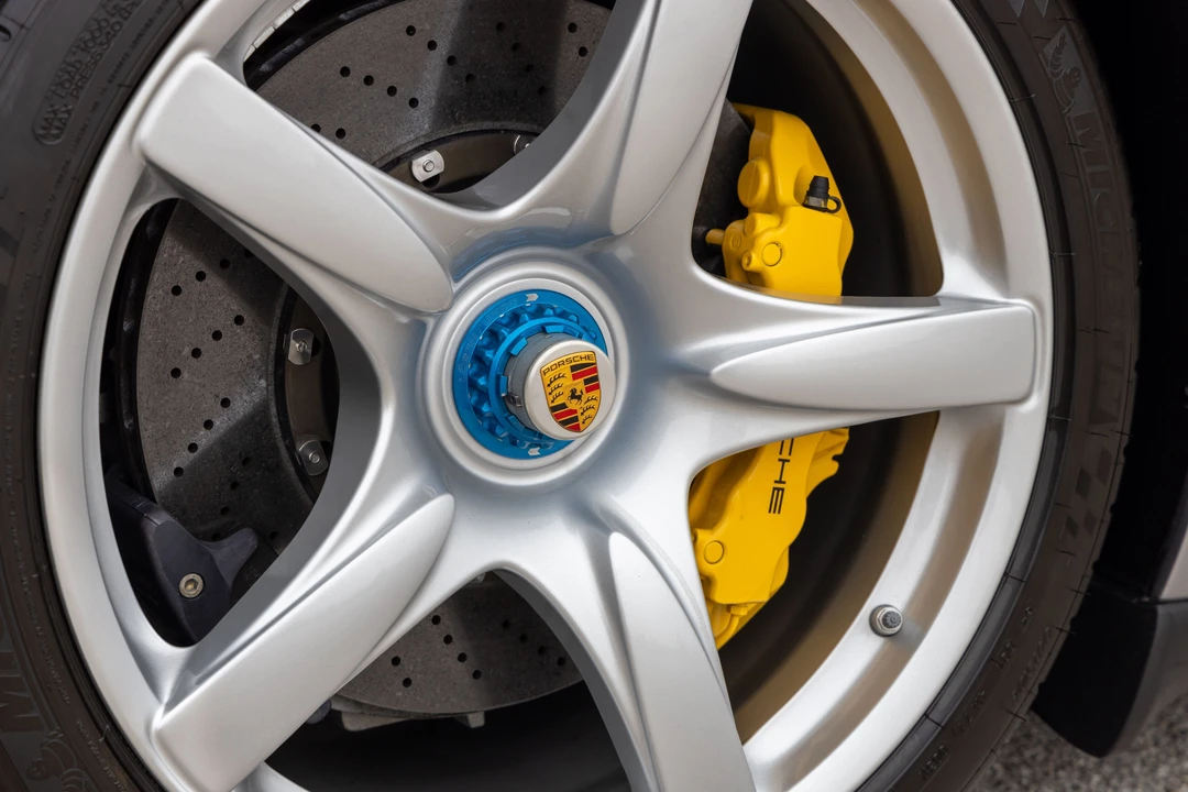 2004 Porsche Carrera GT - Image 5 of 31