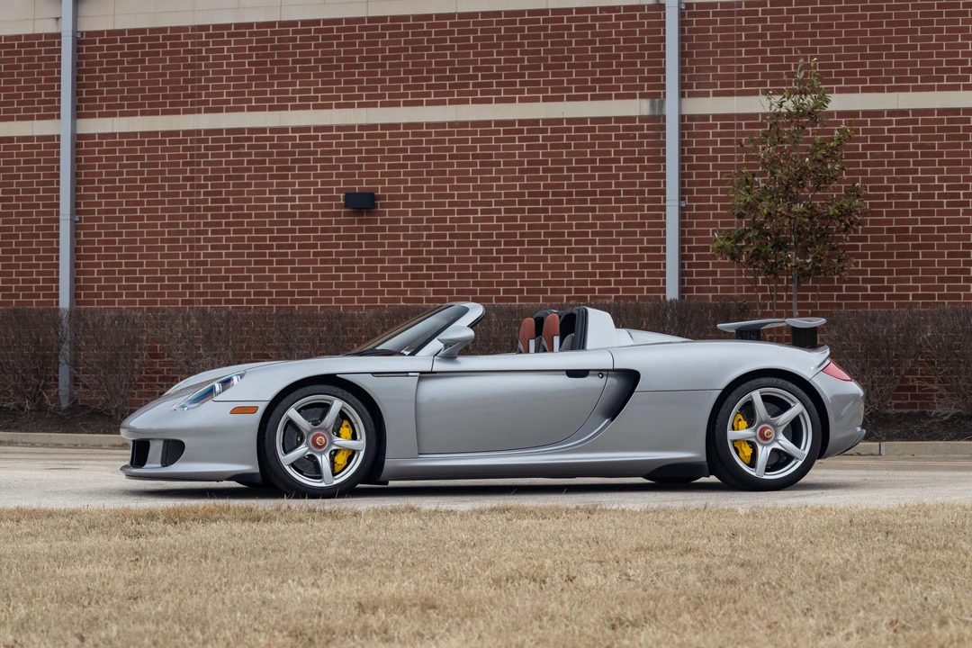 2004 Porsche Carrera GT - Image 14 of 31