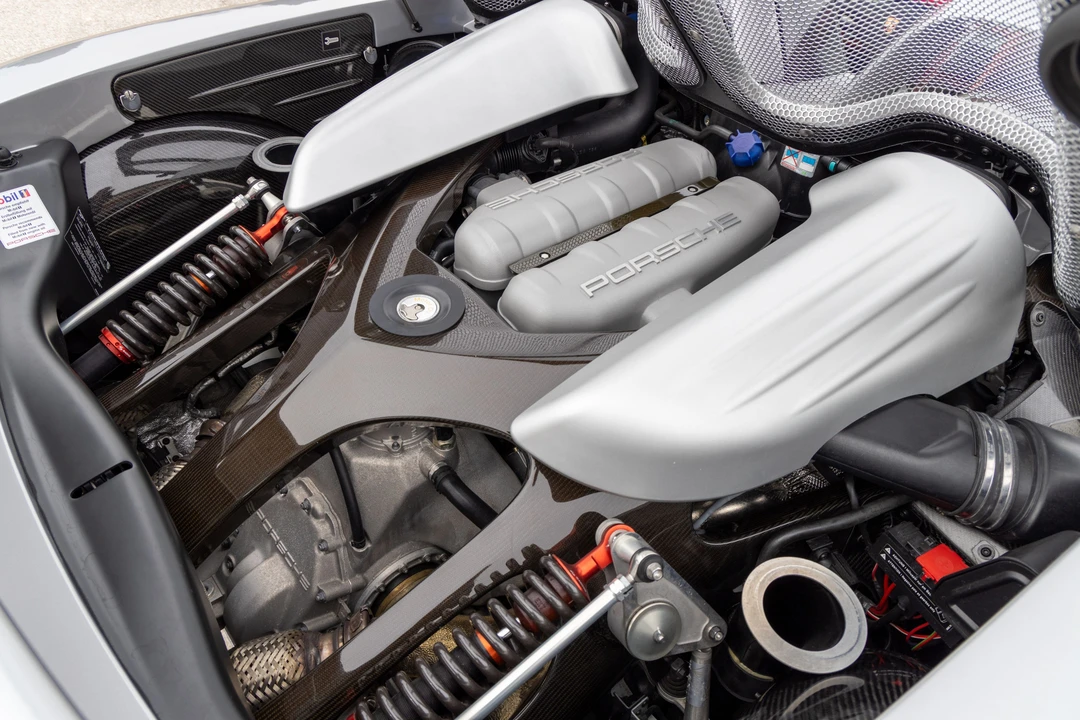 2004 Porsche Carrera GT - Image 21 of 31