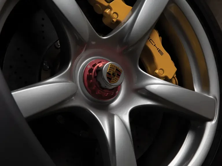 2004 Porsche Carrera GT - Image 22 of 31