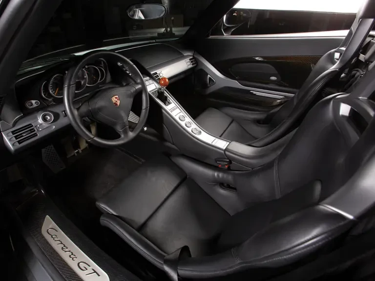 2004 Porsche Carrera GT - Image 5 of 31