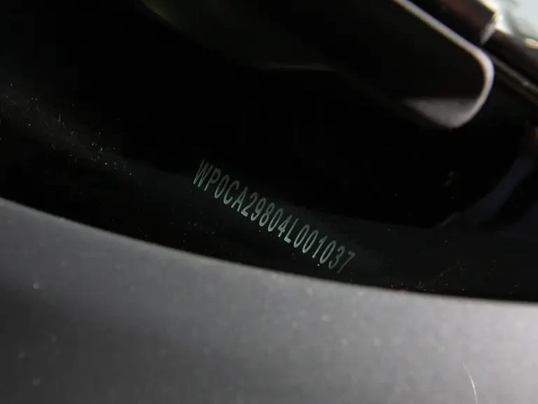 2004 Porsche Carrera GT - Image 27 of 31