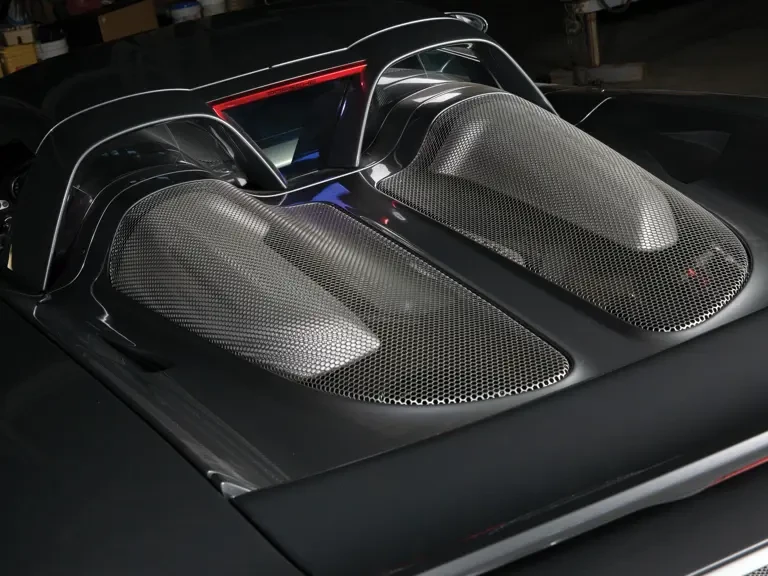 2004 Porsche Carrera GT - Image 11 of 31