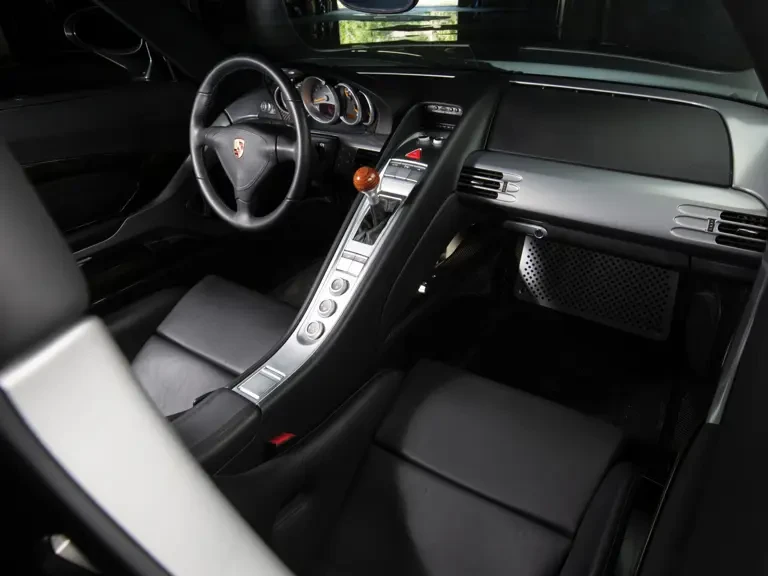 2004 Porsche Carrera GT - Image 12 of 31