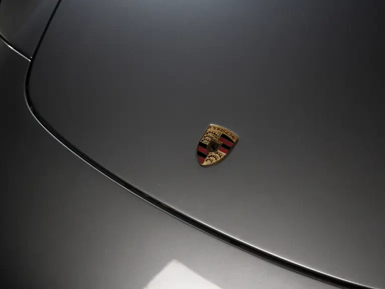 2004 Porsche Carrera GT - Image 7 of 31