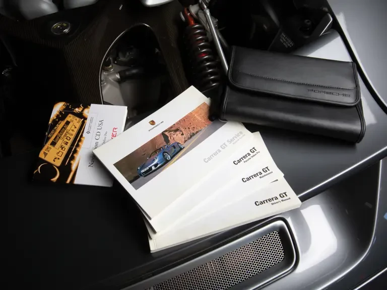 2004 Porsche Carrera GT - Image 25 of 31