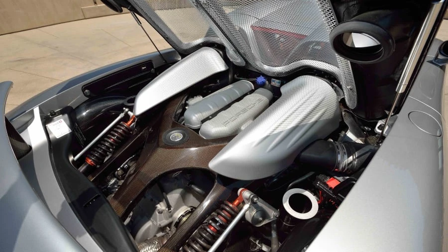 2004 Porsche Carrera GT - Image 7 of 12