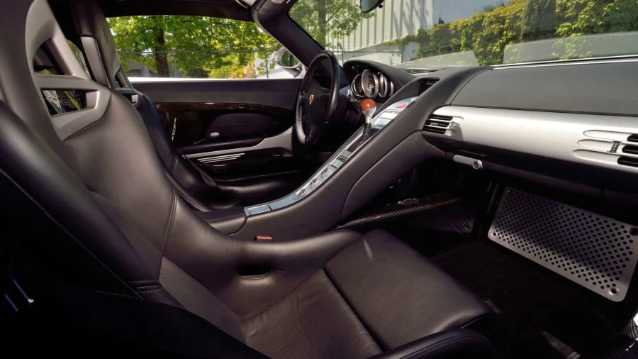 2004 Porsche Carrera GT - Image 5 of 31