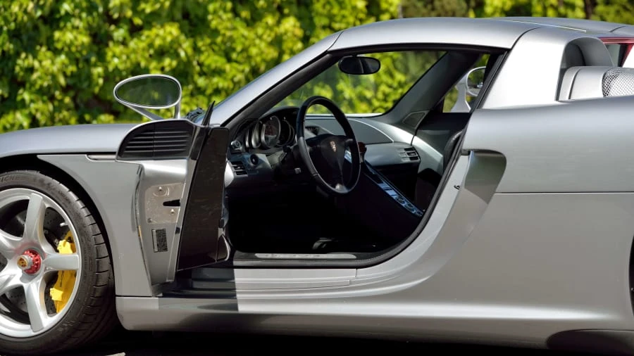 2004 Porsche Carrera GT - Image 17 of 31