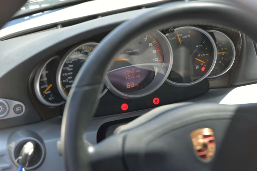 2004 Porsche Carrera GT - Image 28 of 31