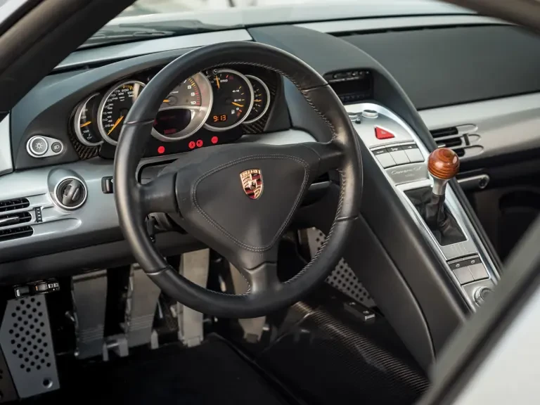 2004 Porsche Carrera GT - Image 14 of 30