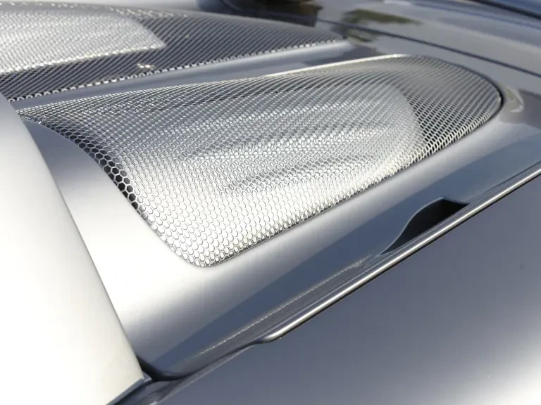 2004 Porsche Carrera GT - Image 14 of 20