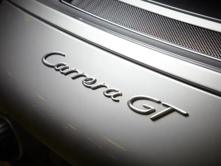 2004 Porsche Carrera GT - Image 9 of 20