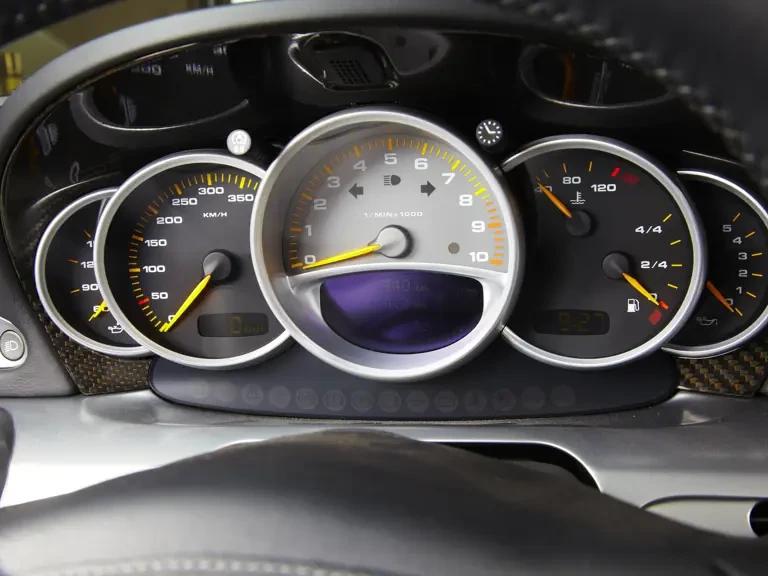2004 Porsche Carrera GT - Image 18 of 20