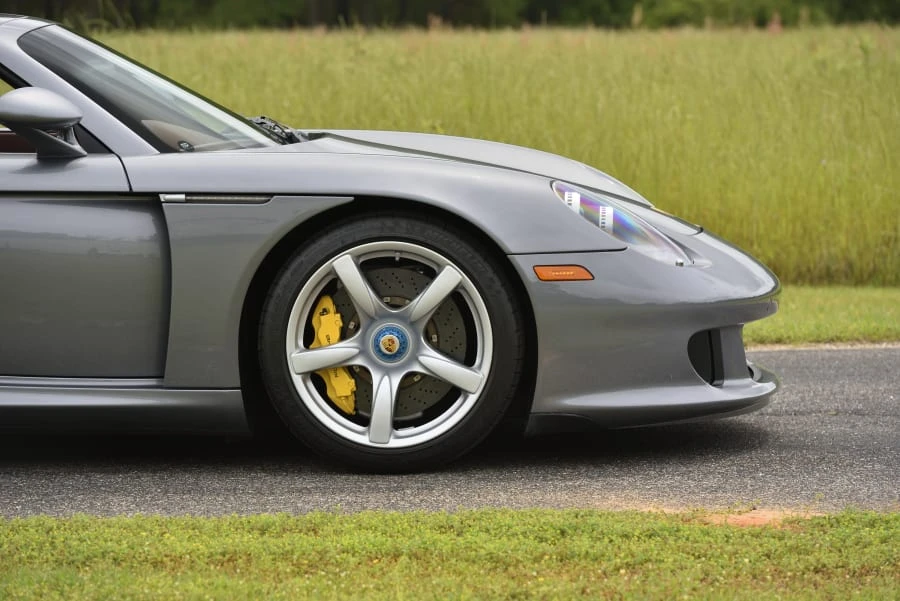 2004 Porsche Carrera GT - Image 26 of 31