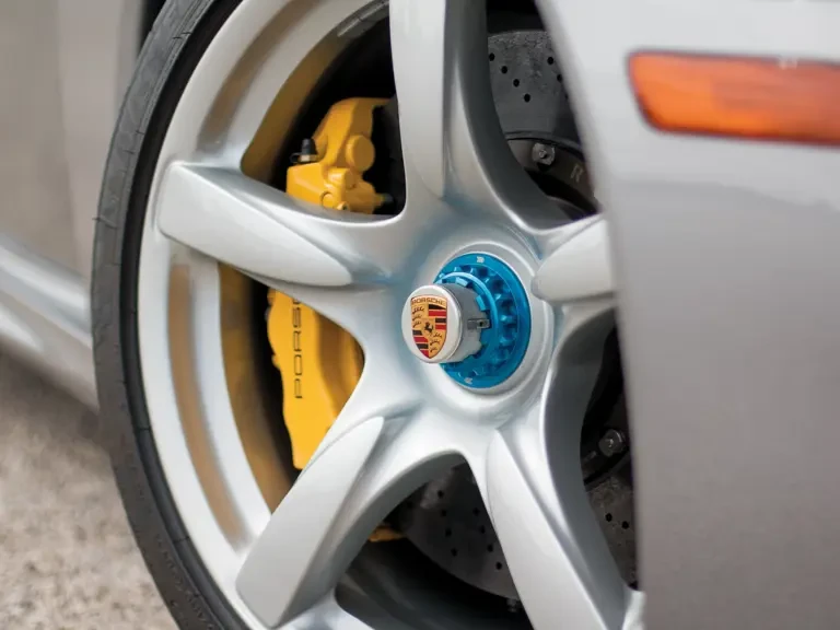 2004 Porsche Carrera GT - Image 8 of 25