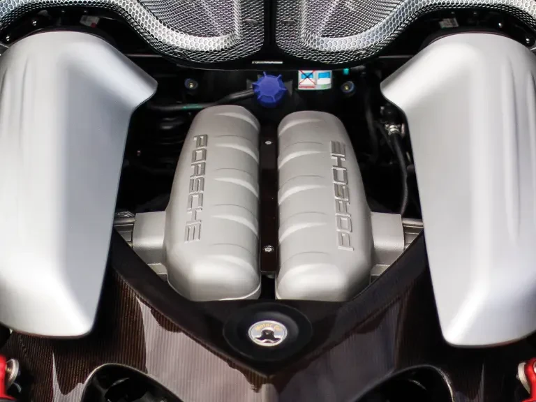 2004 Porsche Carrera GT - Image 4 of 25