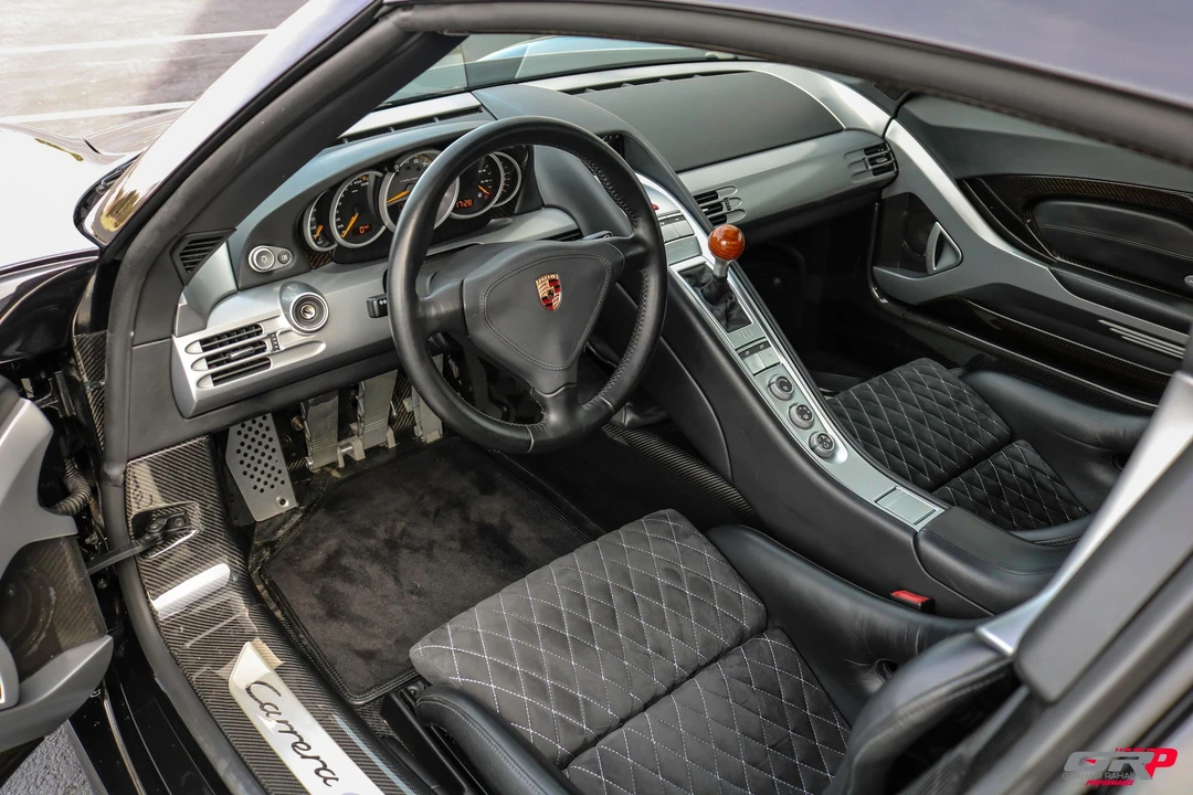 2004 Porsche Carrera GT - Image 5 of 7