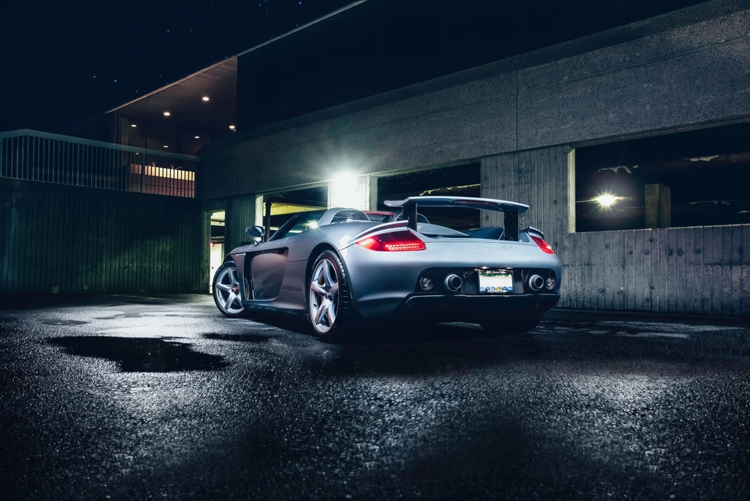 2004 Porsche Carrera GT - Image 10 of 31