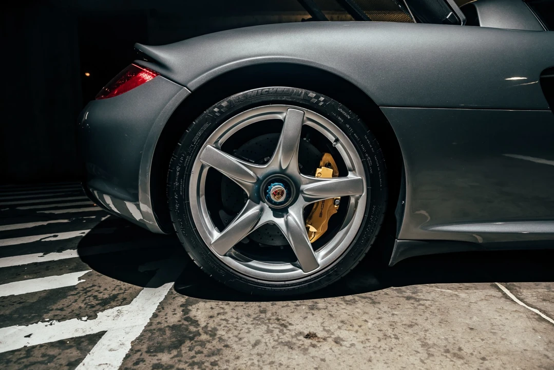2004 Porsche Carrera GT - Image 22 of 31