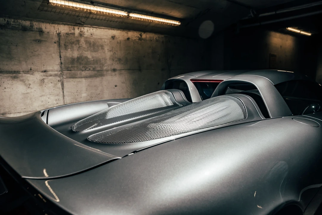 2004 Porsche Carrera GT - Image 28 of 31