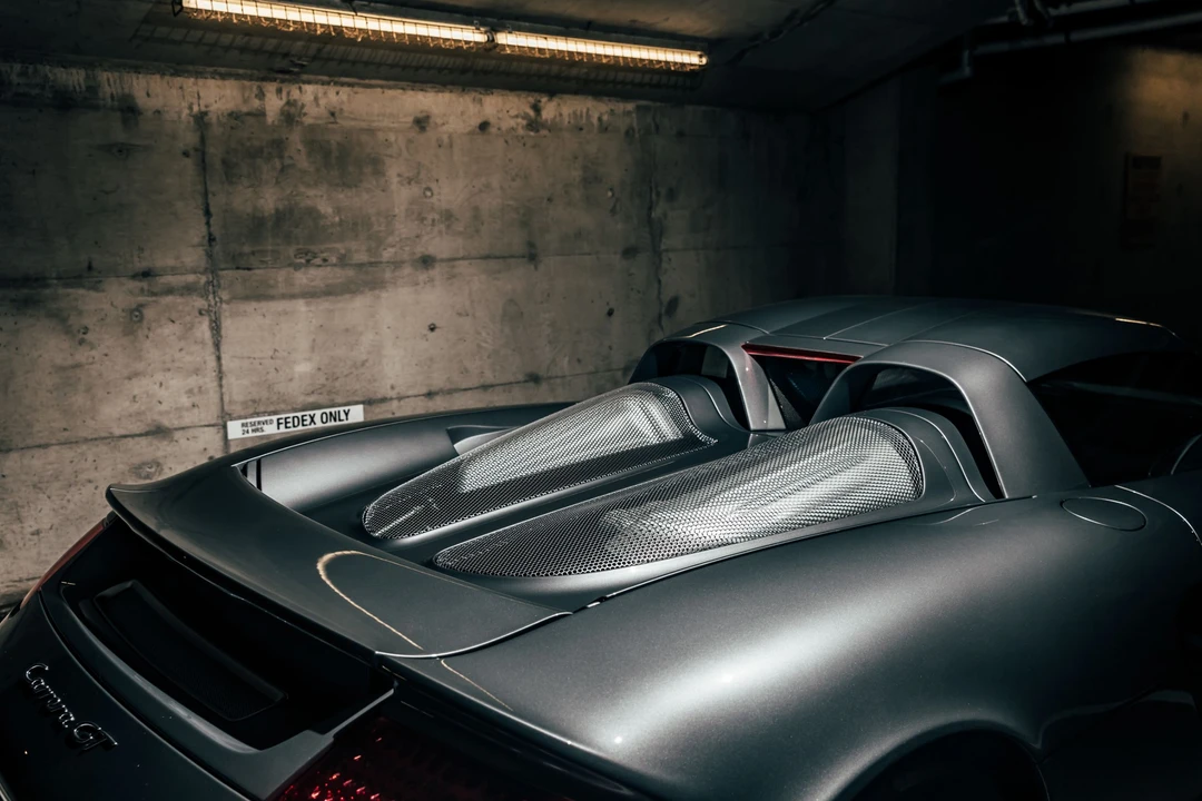 2004 Porsche Carrera GT - Image 27 of 31
