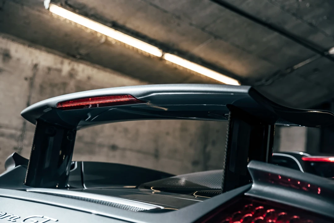 2004 Porsche Carrera GT - Image 26 of 31