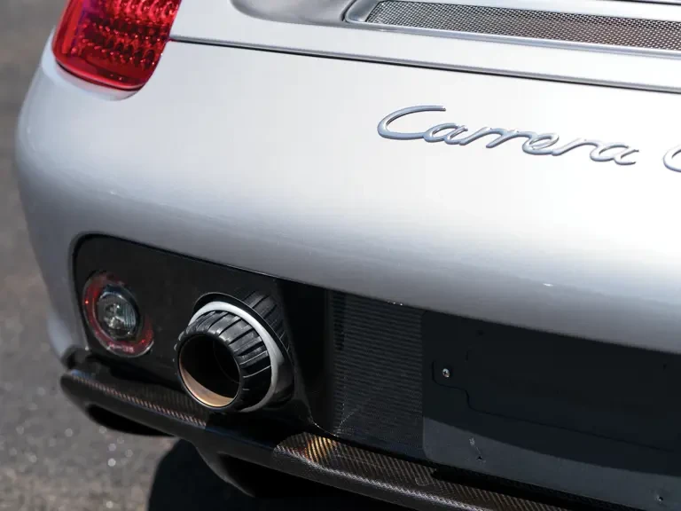 2004 Porsche Carrera GT - Image 23 of 31