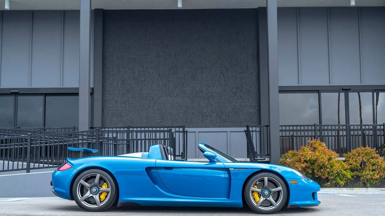 2004 Porsche Carrera GT - Image 4 of 31